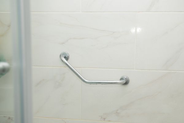 Cost of Mobility Shower Installation in Greenfield